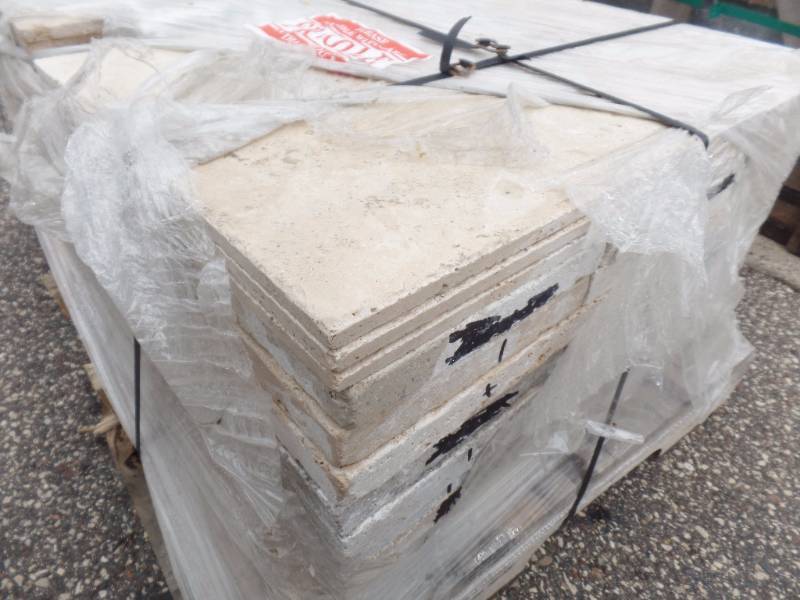 lot 12 image: Travertine Tile Pavers
