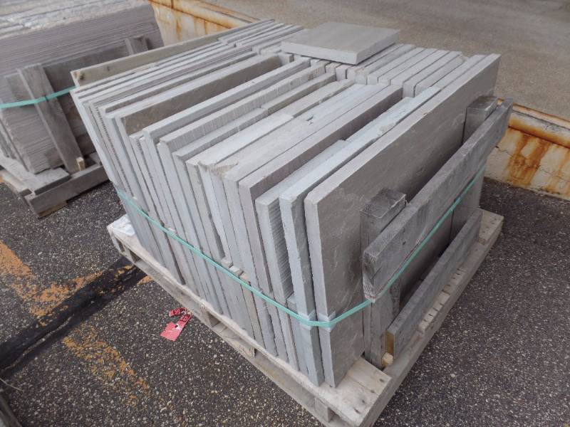 lot 3 image: Flagstone
