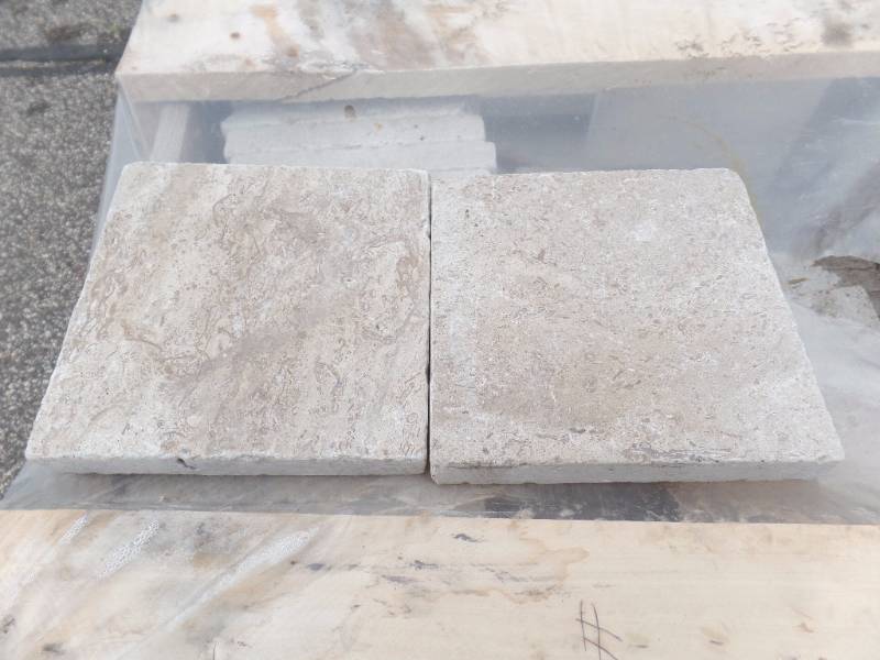 lot 46 image: Travertine Tumbled Pavers