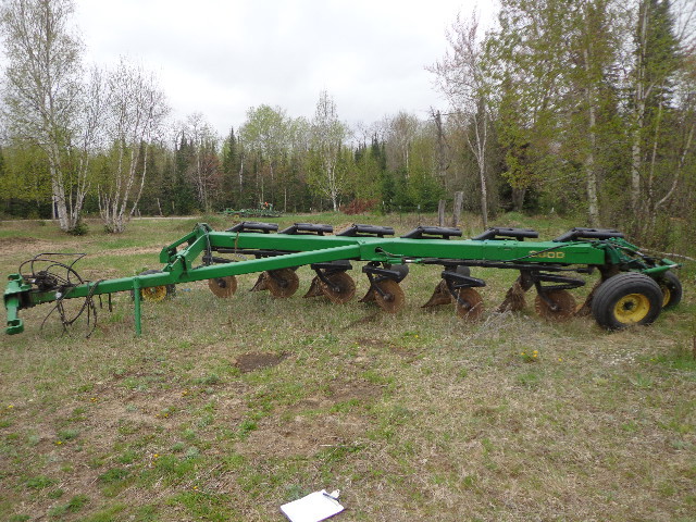 John Deere 6 Bottom Plow