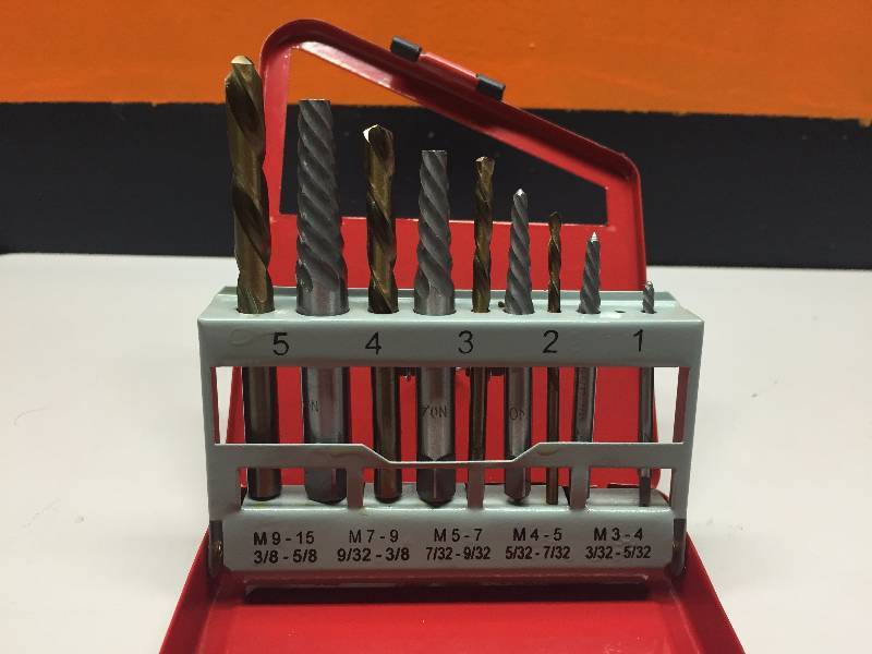 GRIP 10 PIECE SCREW EXTRACTOR SET (1 MISSING)