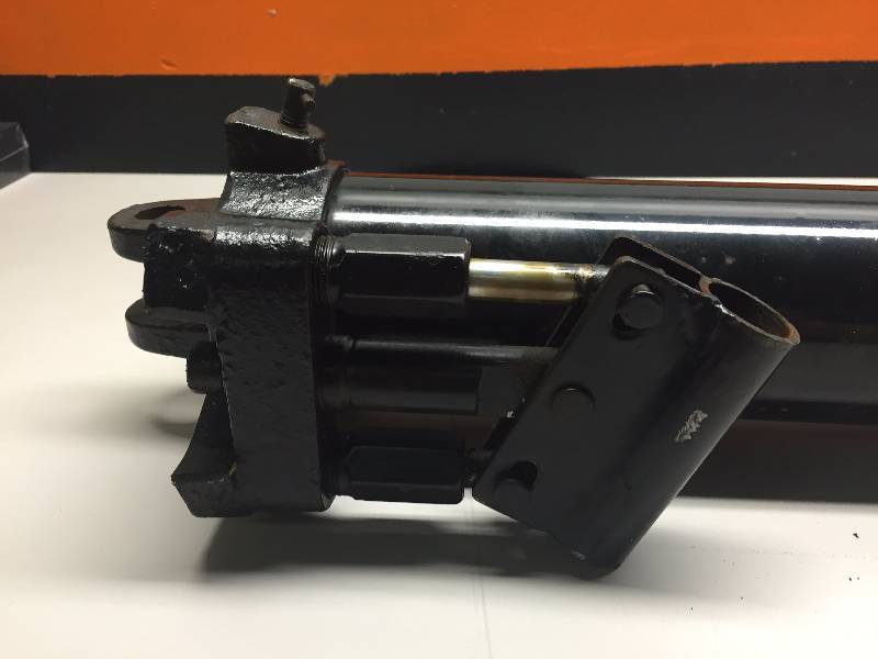 CHERRY PICKER CYLINDER