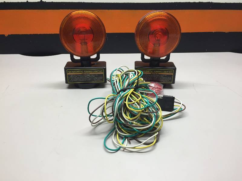 GRIP 12 VOLT MAGNETIC TOWING LIGHT KIT