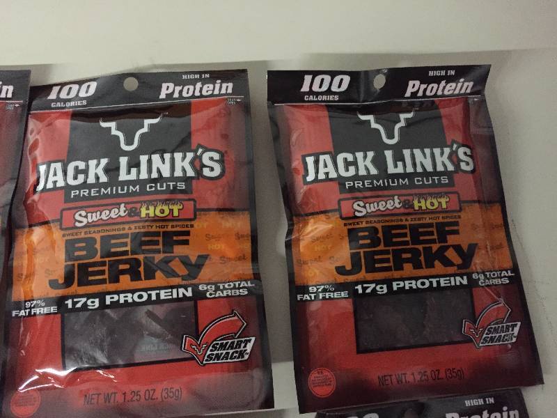 10- 1.25 OZ SWEET HOT BEEF JERKY, JACK LINKS