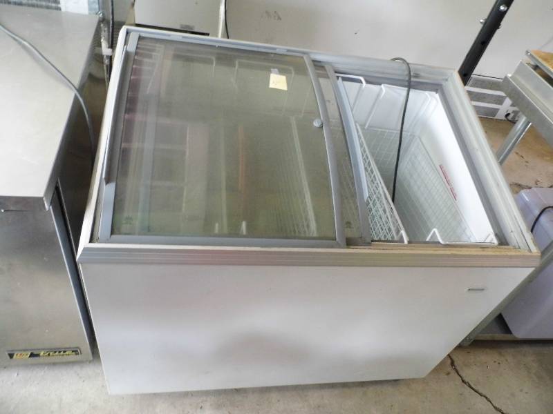 Fridgidaire Freezer