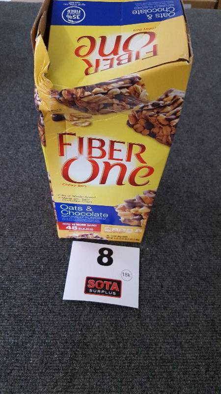 lot 8 image: Fiber One Granola Bars - Oats and Chocolate - 1.4 oz - 48 ct