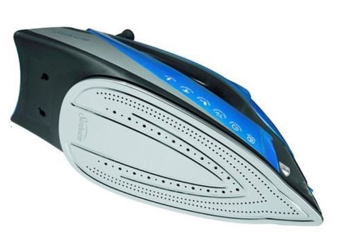 lot 28 image: Sunbeam Turbo STEAM Iron, Silver & Blue