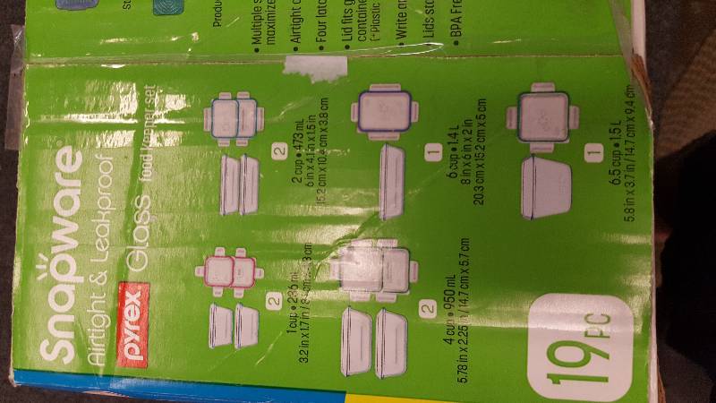 lot 123 image: Snapware Pyrex Glass Food Keeper Set  19 Pieces
