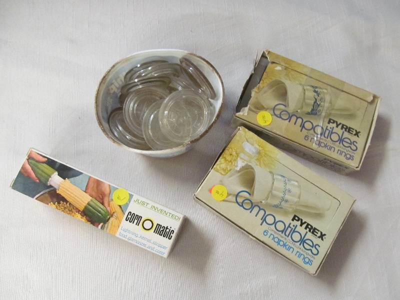 lot 5 image: Pyrex