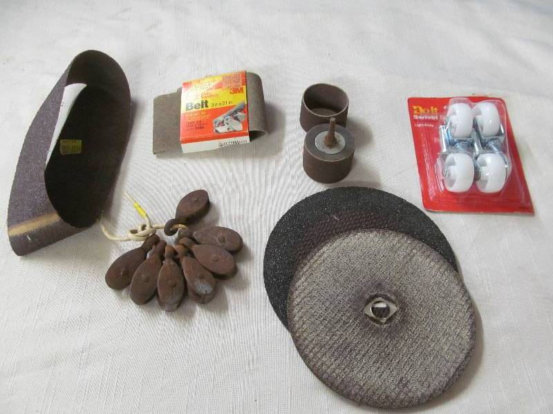 lot 11 image: sanding paper