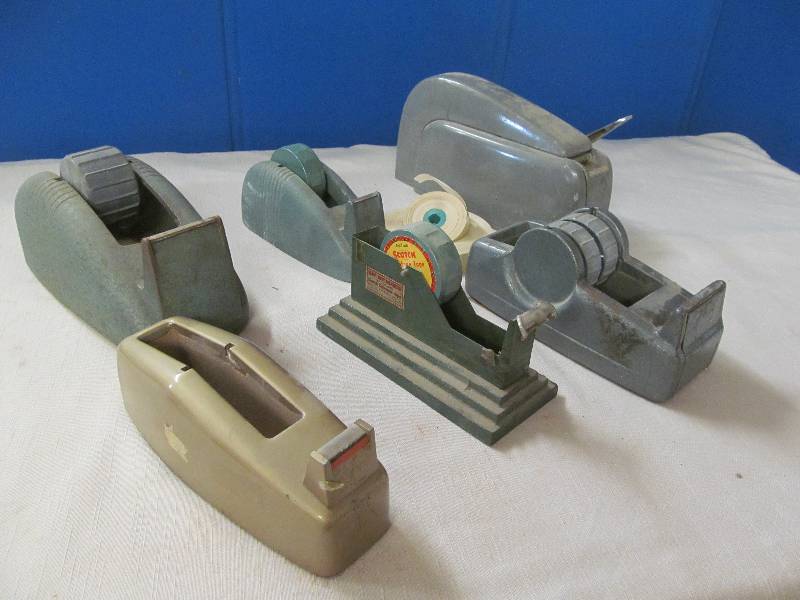 lot 21 image: vintage tape dispensers