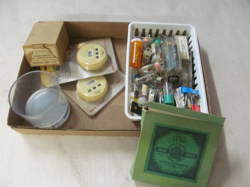 lot 25 image: medical id markers