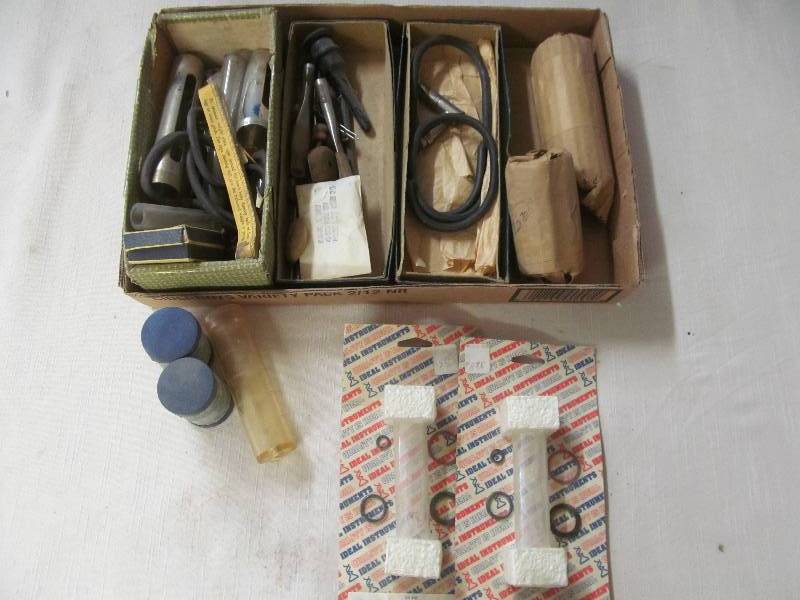 lot 30 image: vet tools