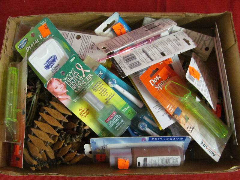 lot 79 image: beauty items