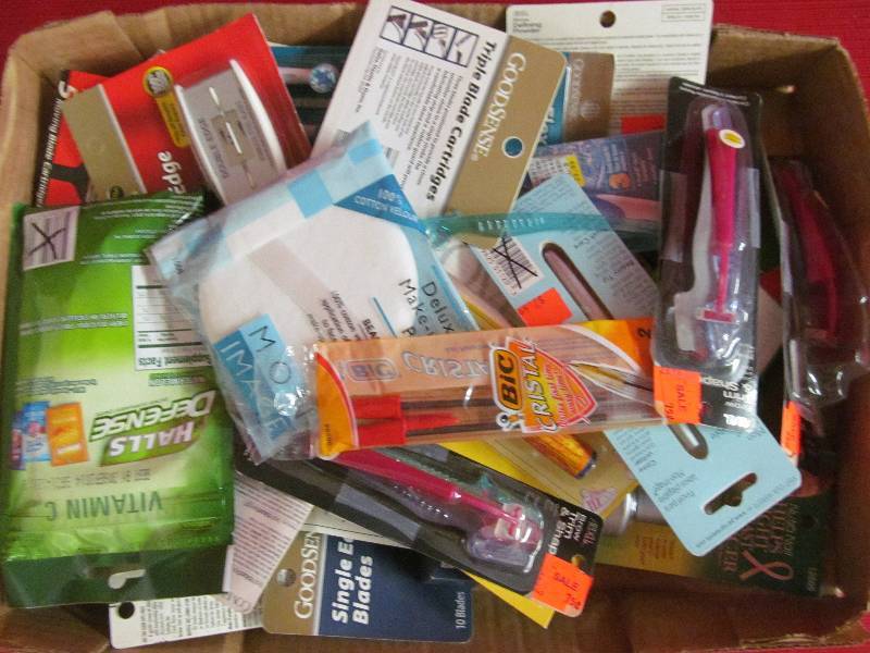 lot 81 image: beauty items