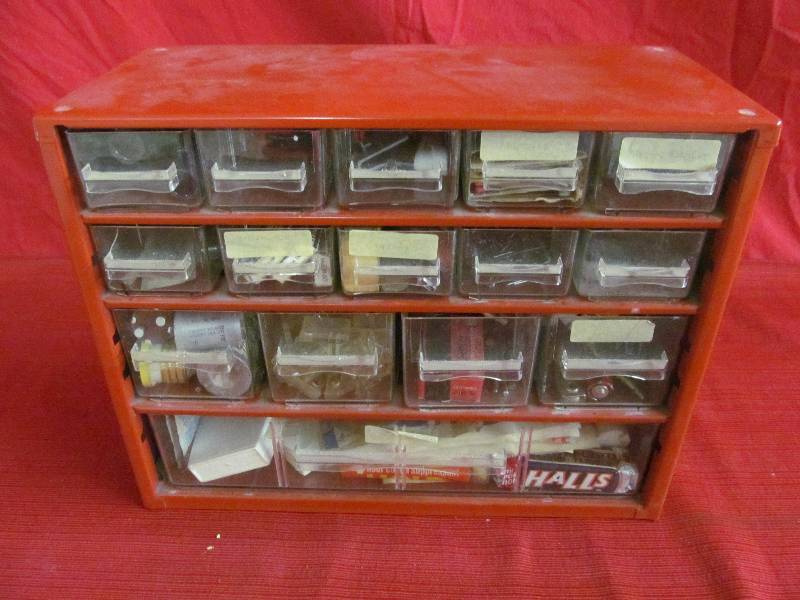 lot 90 image: metal organizer