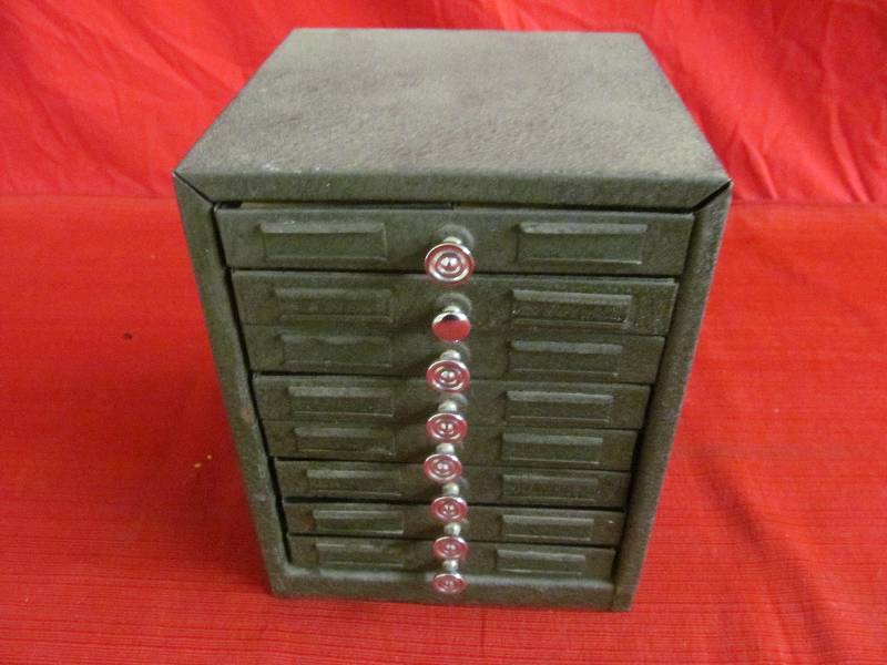 lot 93 image: metal organizer