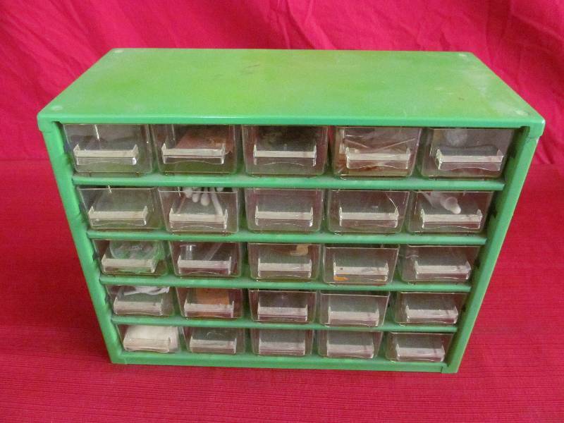 lot 96 image: metal organizer