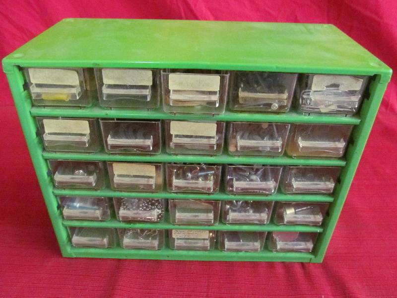 lot 97 image: metal organizer