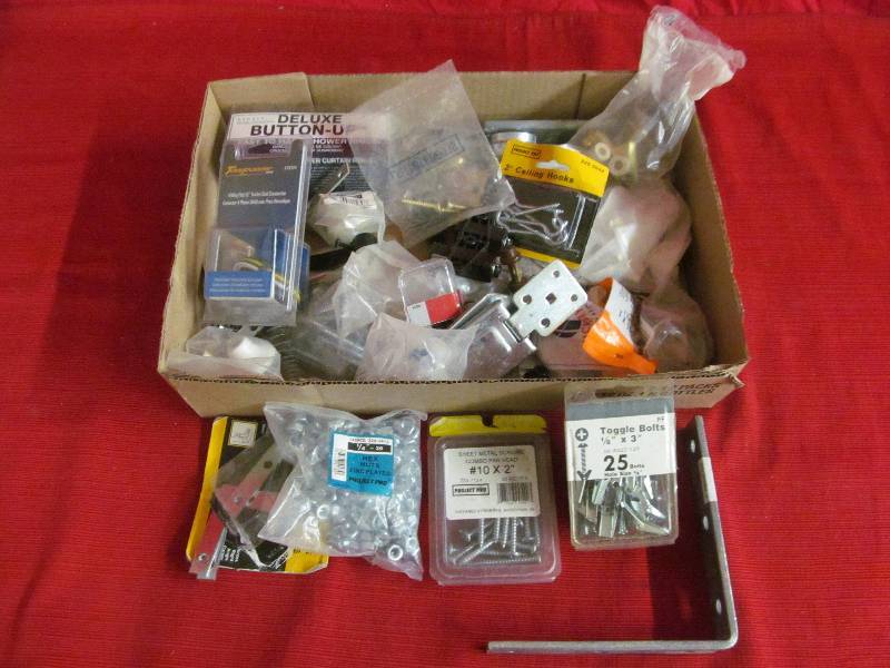 lot 127 image: hardware