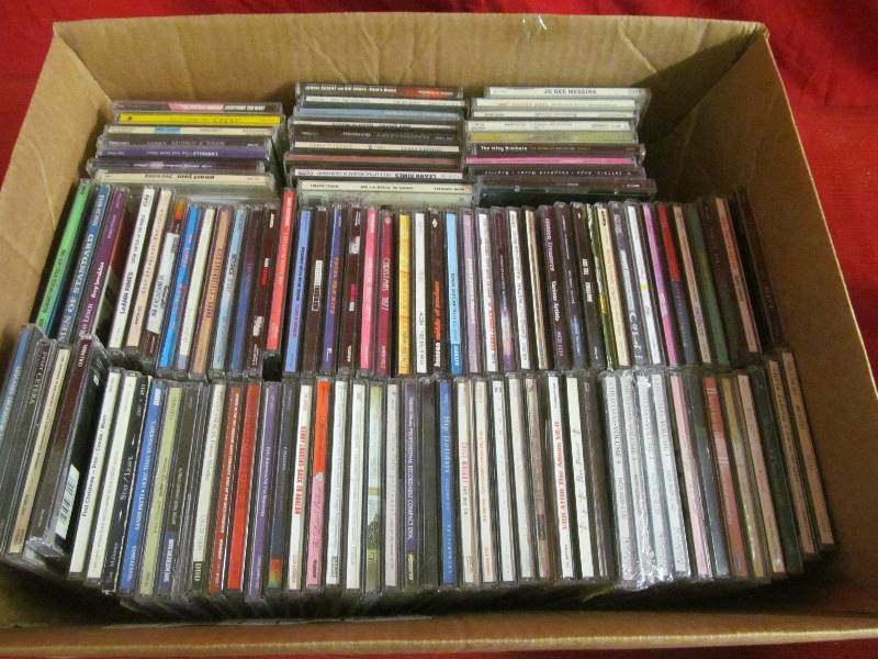 lot 137 image: cds
