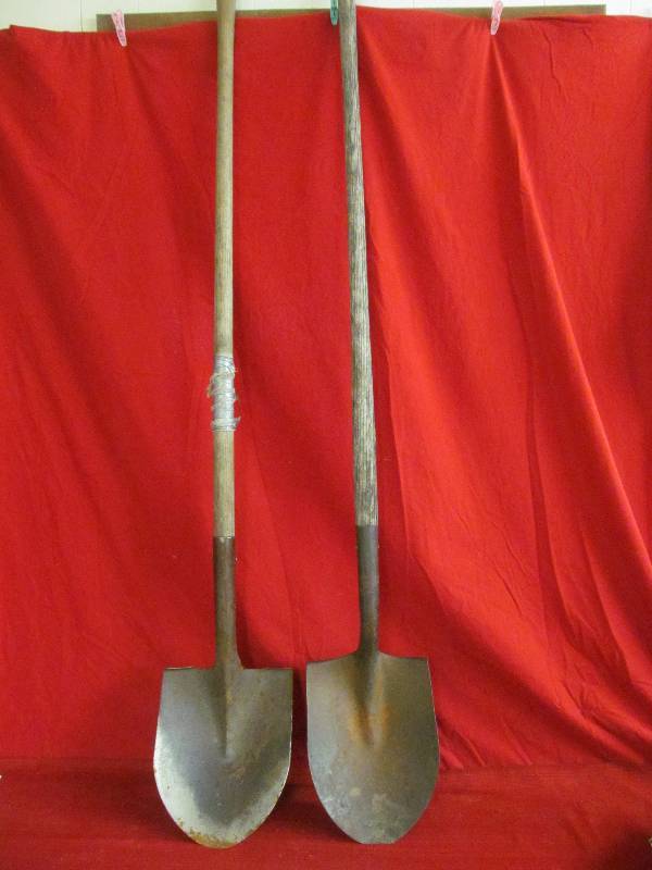 lot 140 image: spades