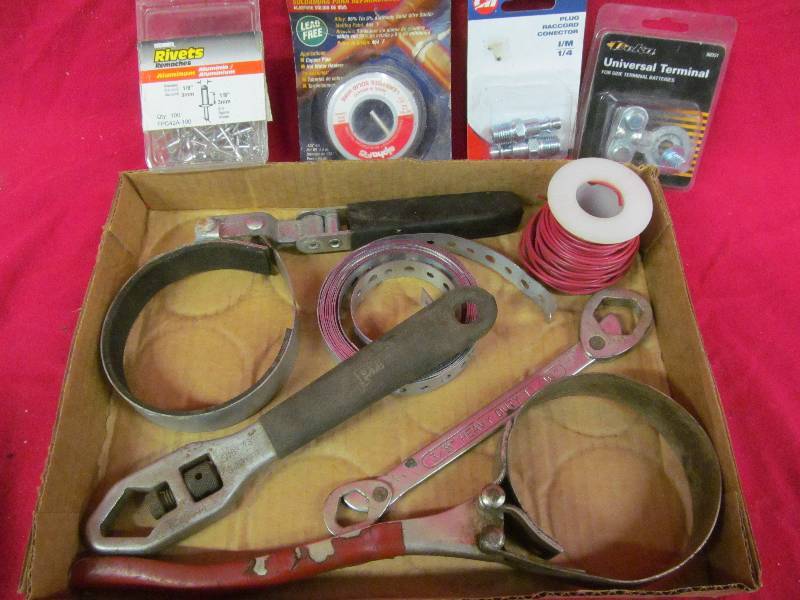 lot 219 image: hardware
