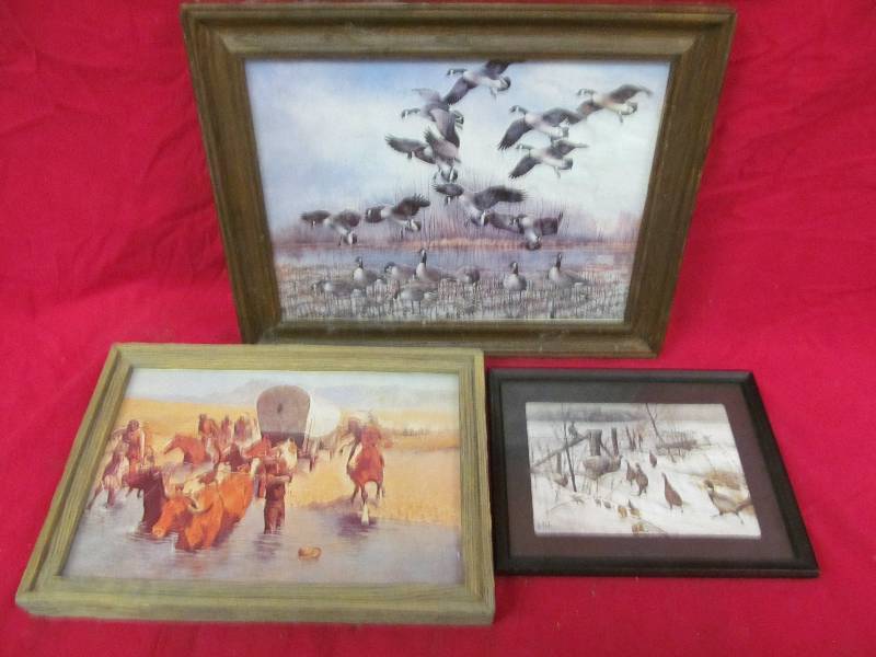 lot 222 image: wall dcor