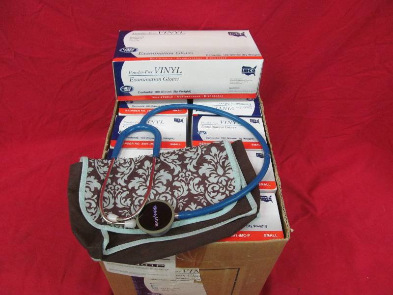 lot 254 image: exam gloves