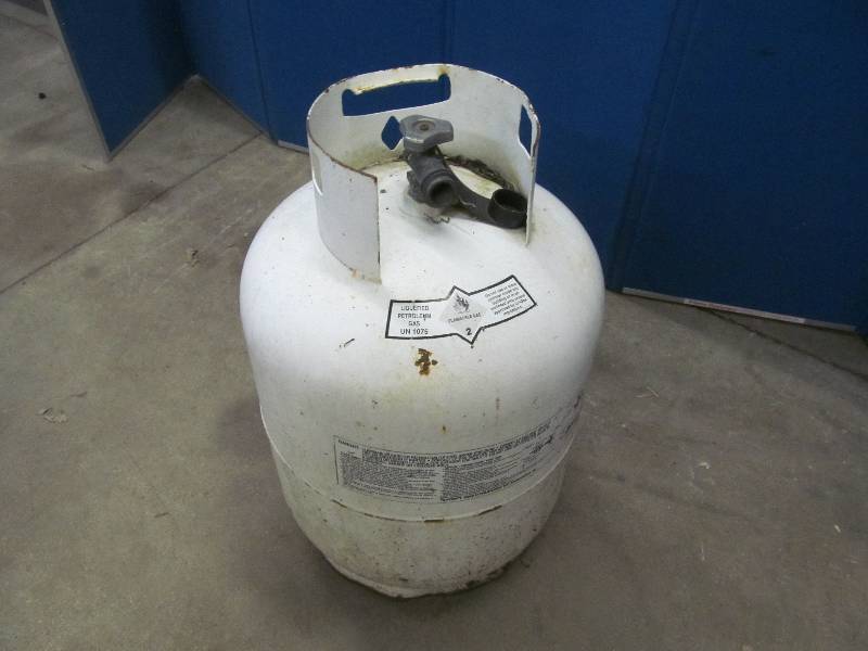 lot 259 image: LP tank