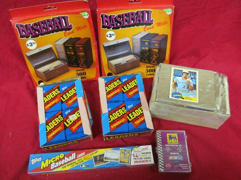 lot 288 image: sports trading cards