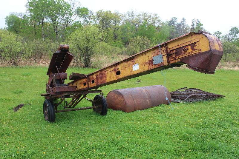 lot 41 image: Loader