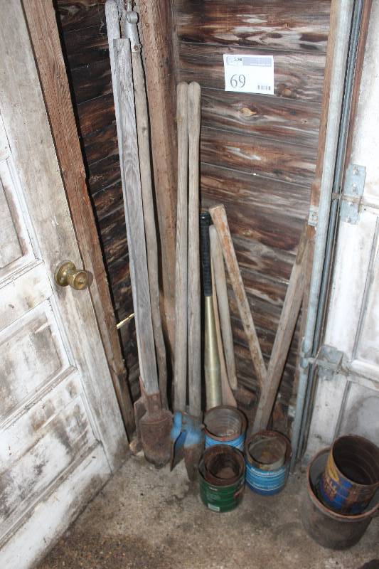 lot 69 image: Lot Including Post Hole Diggers Cans Bat And More