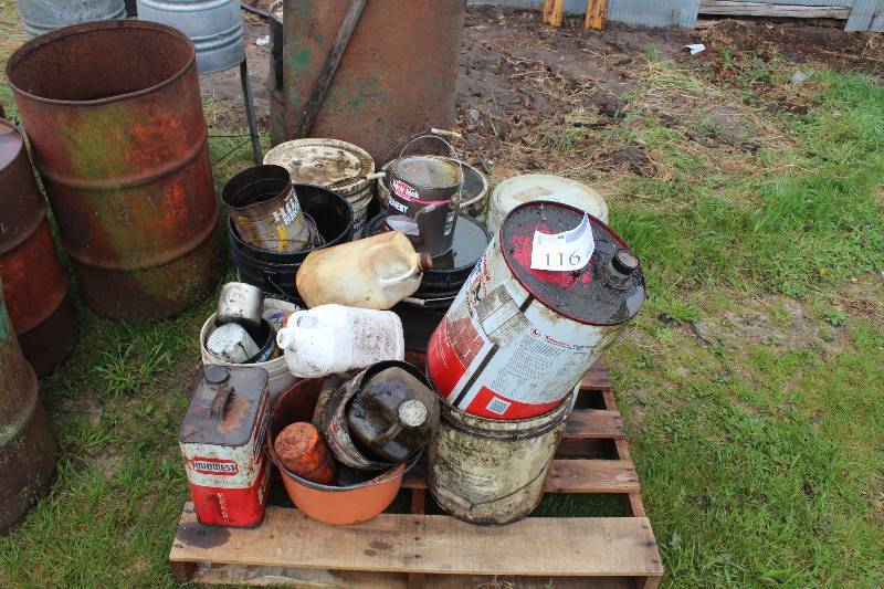 lot 116 image: Pallet Lot of 1g,5g Chemicals Containers