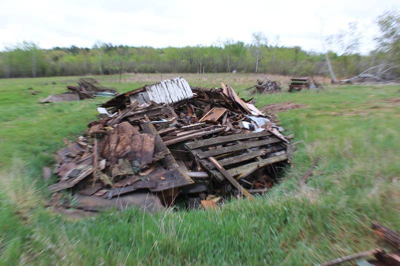lot 145 image: Lot of Scrap Wood