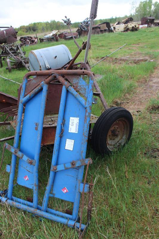 lot 159 image: Lot of (2) Including 1) Priefert Gliding Action Chute Gate Model 85 AND 1) Pull GrinderSpreader
