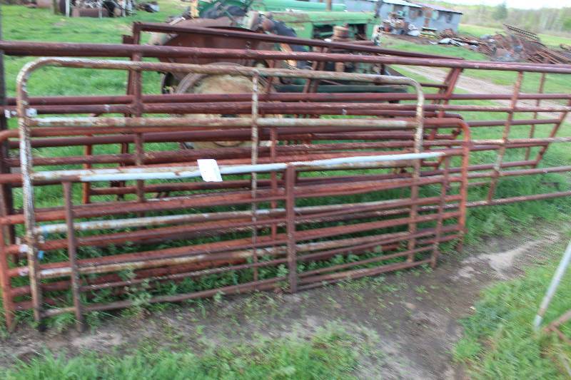 lot 179 image: Lot of (7) Metal Fencing