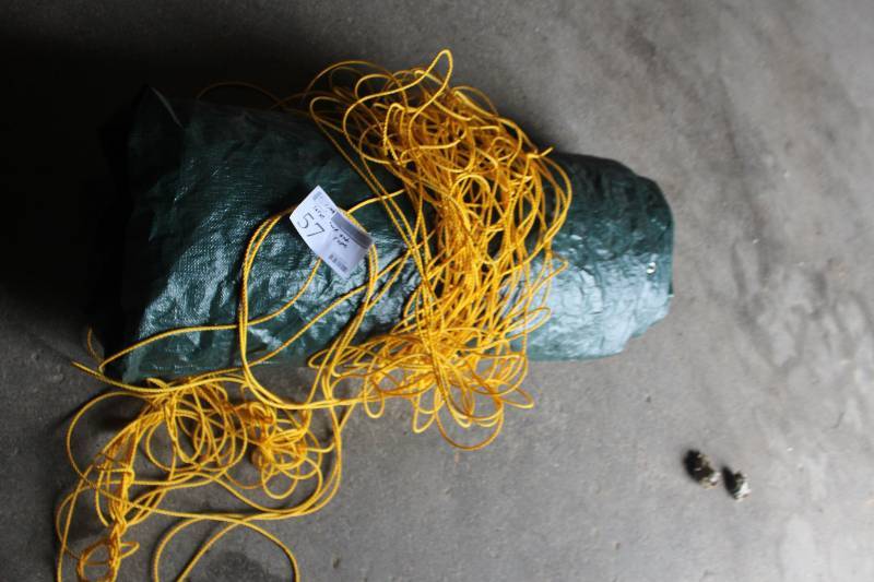 Large Tarp w Ropes