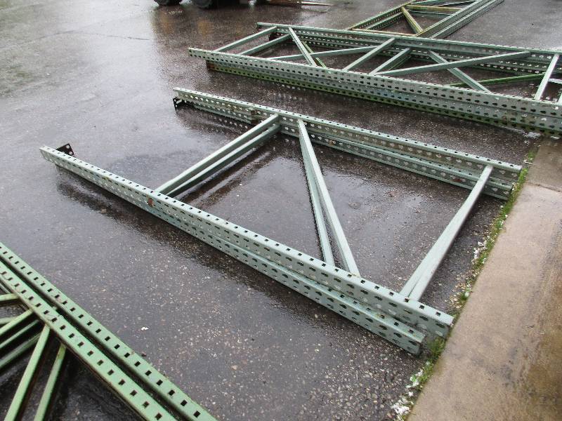 pallet racking uprights