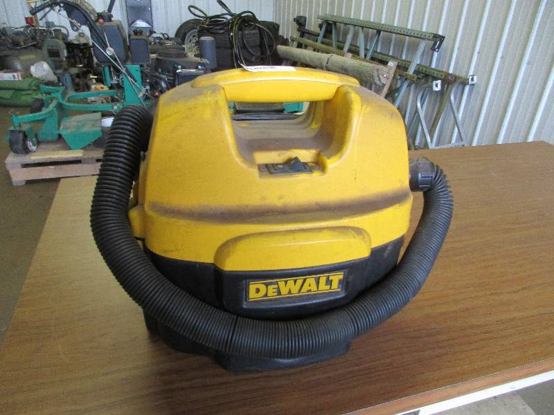 Dewalt vac