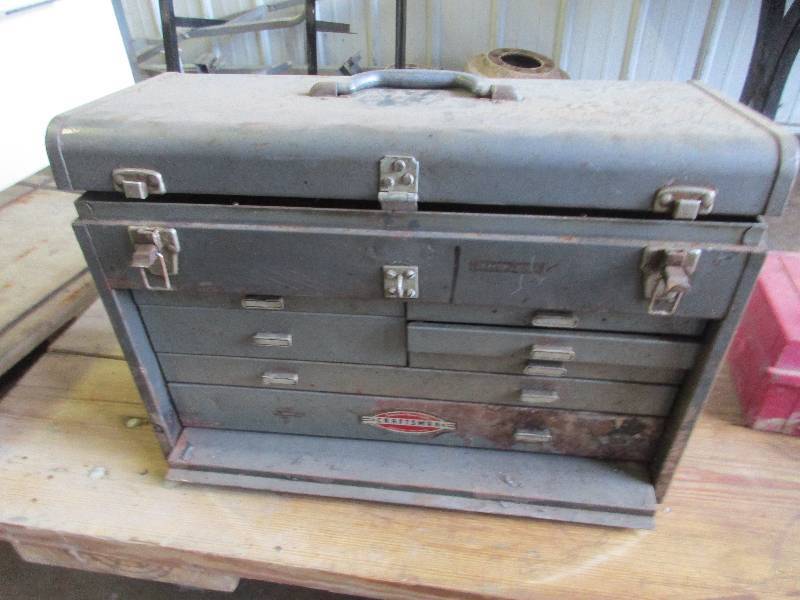 Craftsman tool box