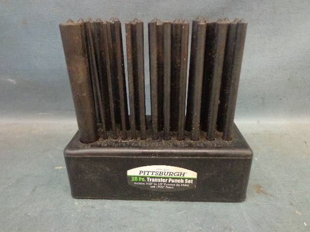 lot 8 image: 28Pc. Pittsburg Transfer Punch Set