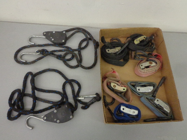 lot 13 image: 9 Tie Downs