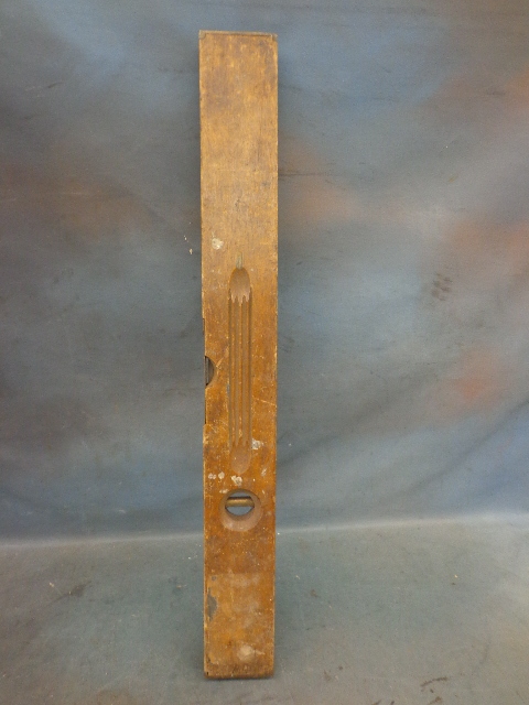 lot 49 image: Antique Wood Level