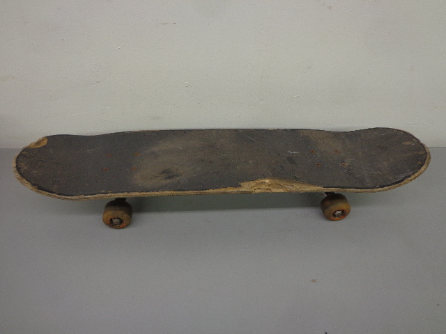 lot 53 image: Wood Skate Board