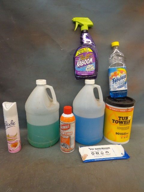 lot 80 image: Cleaning Aids