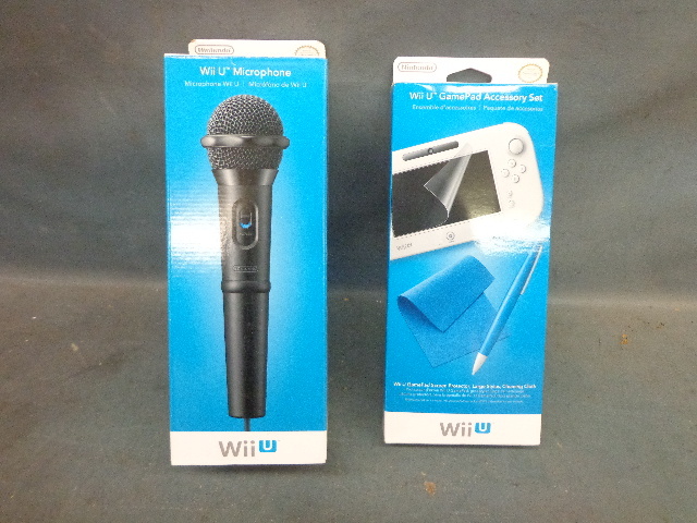 lot 98 image: WII U Microphone & Gamepad