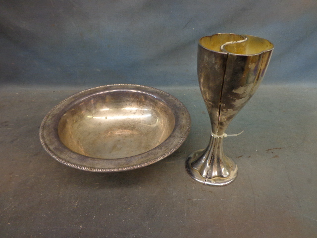 lot 113 image: Stem Cup & Brass Looking Bowl