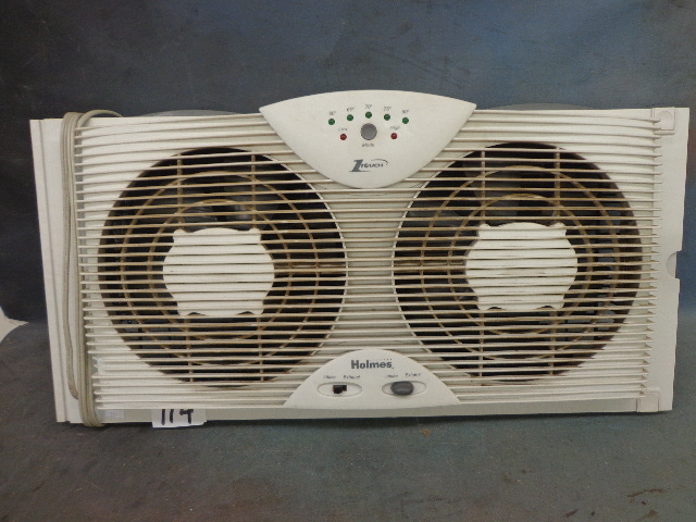 lot 114 image: Holmes 1-Touch Fan