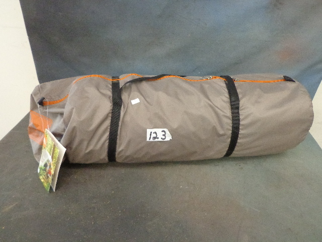 lot 123 image: Kelty Trail Dome Tent